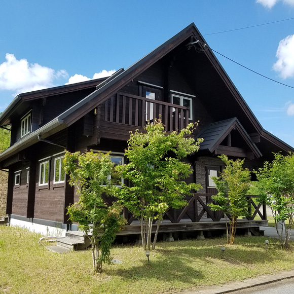 千葉県富津市にTALOログハウスの貸し別荘がオープン!