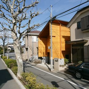 住宅地の景観にも違和感なくなじむ外観デザイン